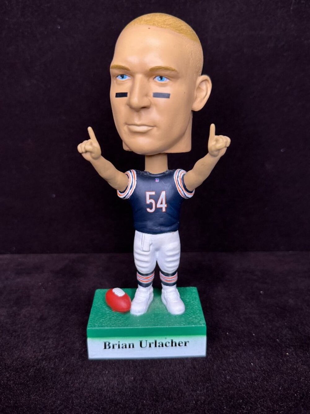 2002 Upper Deck Brian Urlacher Bobblehead Play Makers Chicago Bears 54
